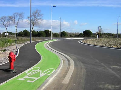 Bande cyclable coloree